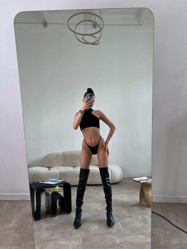 d9b02a9e-bfe1-4b43-a7ca-551ed953ebc4.jpg